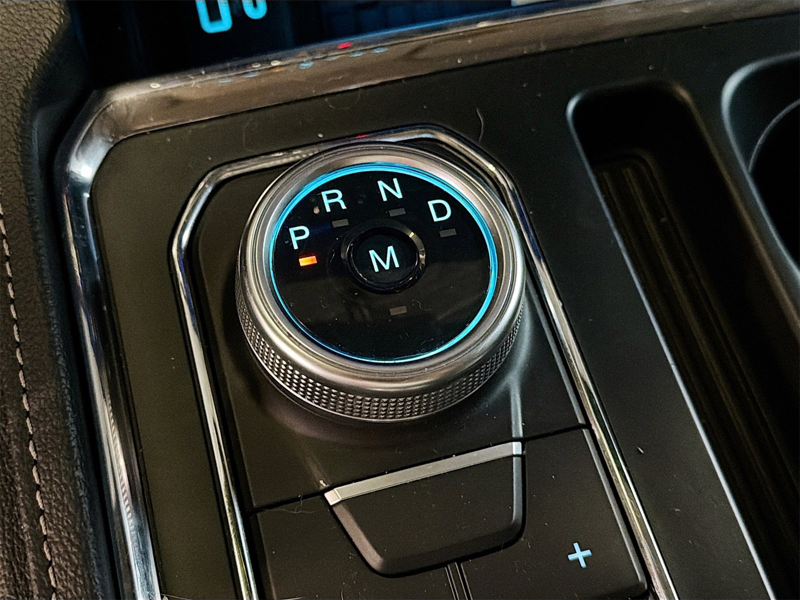 Used 2024 Ford Expedition XLT image 17