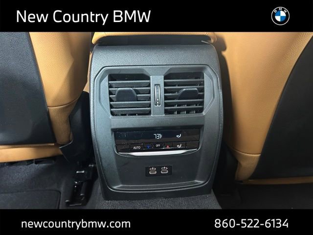 Used 2026 BMW 330i xDrive Sedan w/ Premium Package image 27