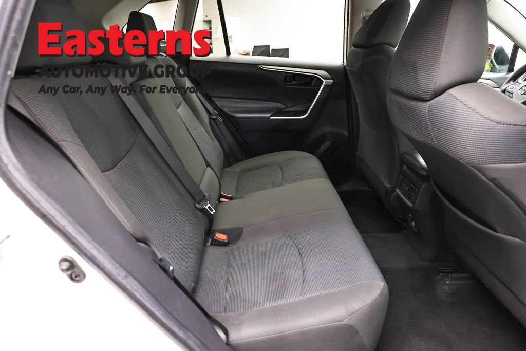 Used 2023 Toyota RAV4 LE AWD/4WD image 22