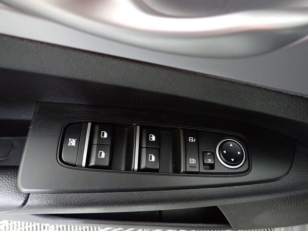 Used 2023 Kia Forte LXS w/ LXS Technology Package FWD image 19