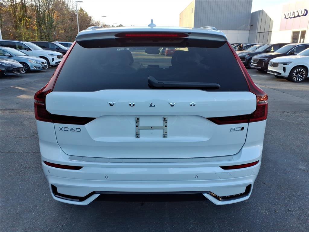 New 2026 Volvo XC60 B5 Plus w/ Protection Package Premier image 4