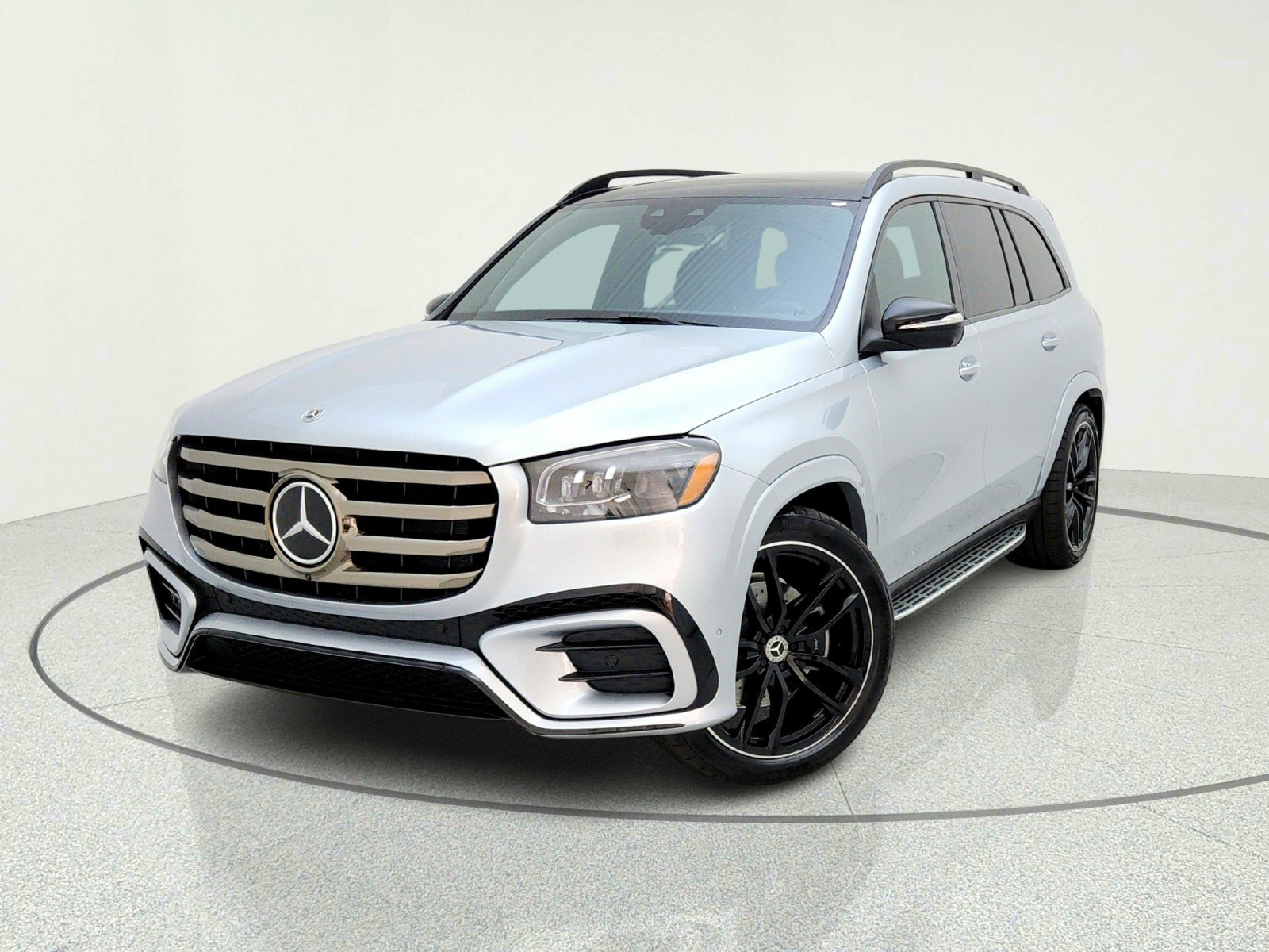 New 2026 Mercedes-Benz GLS 580 4MATIC image 2