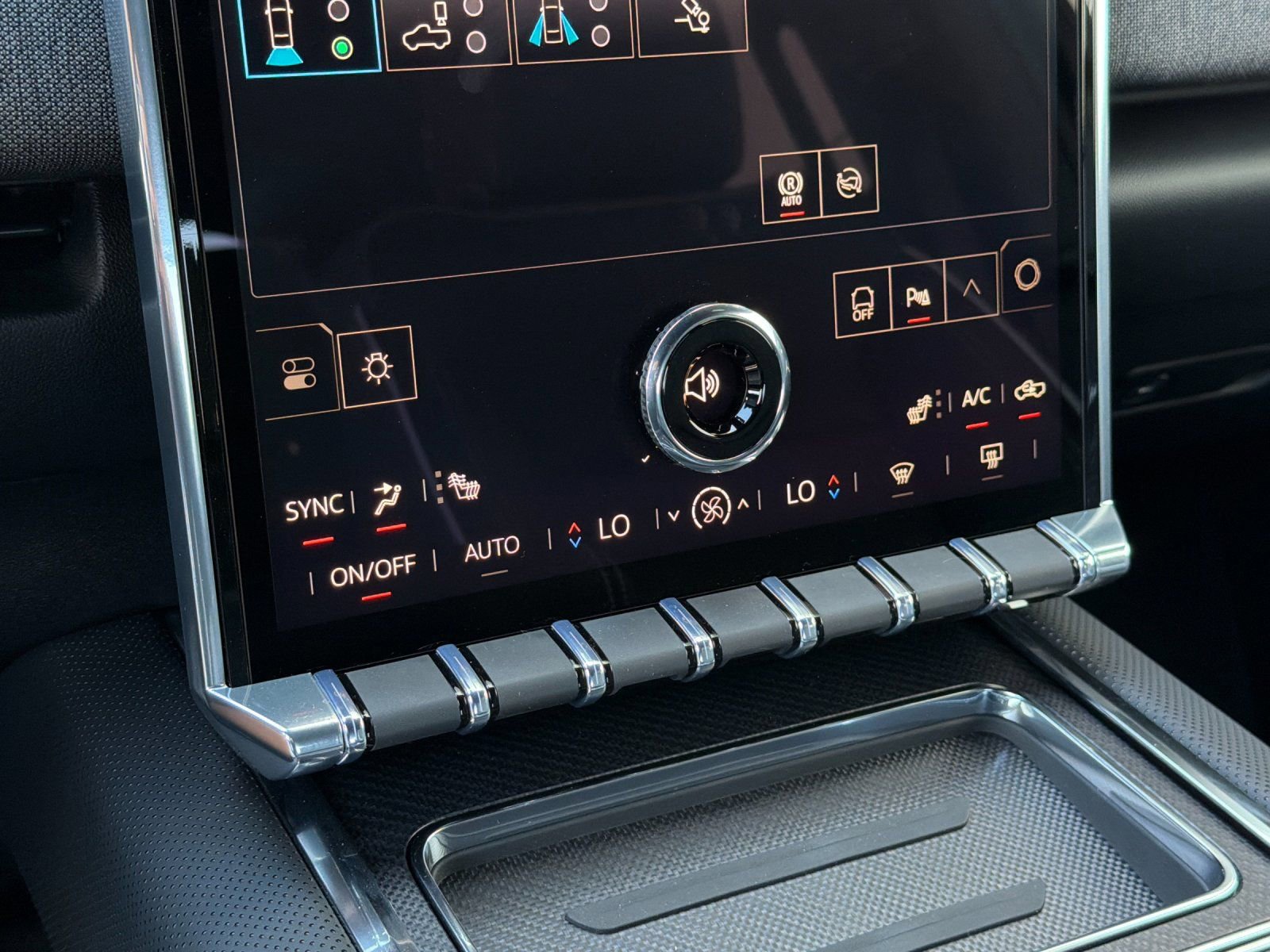 New 2026 GMC Sierra EV Elevation image 19