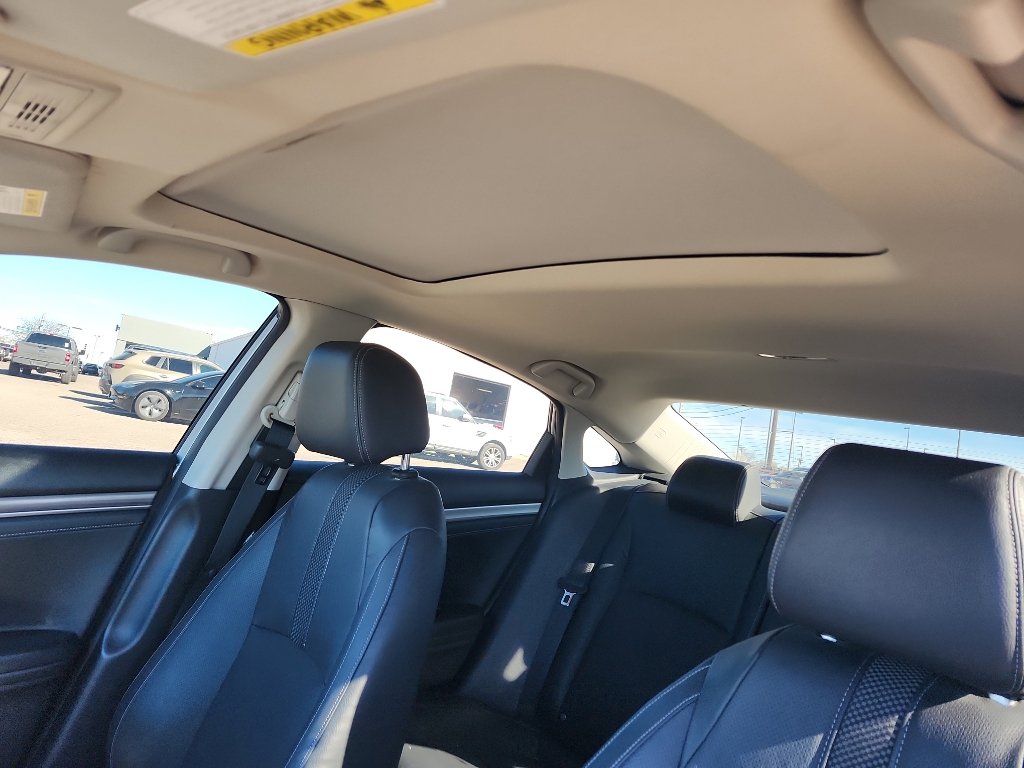 Used 2019 Honda Civic EX-L image 19