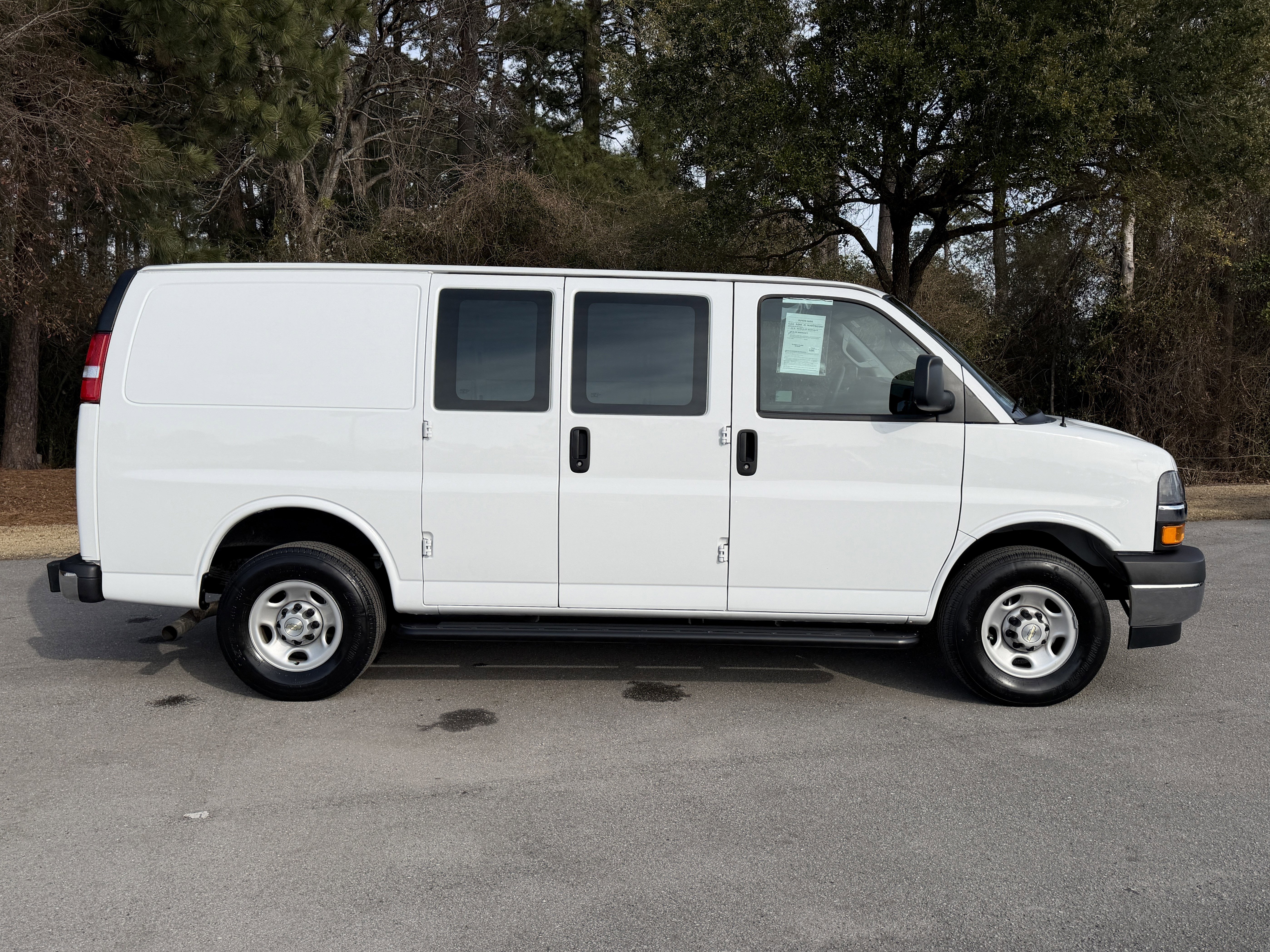 Used 2024 Chevrolet Express 2500 Work Van w/ Driver Convenience Package image 29