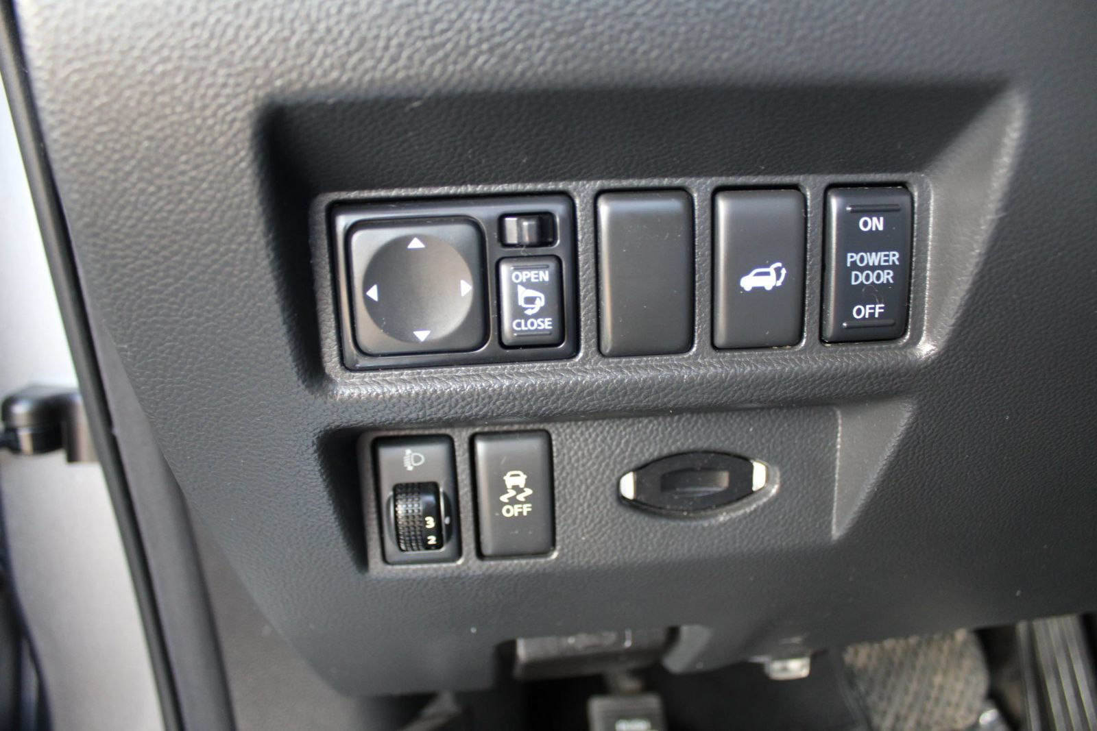 Used 2017 INFINITI QX70 2WD image 30