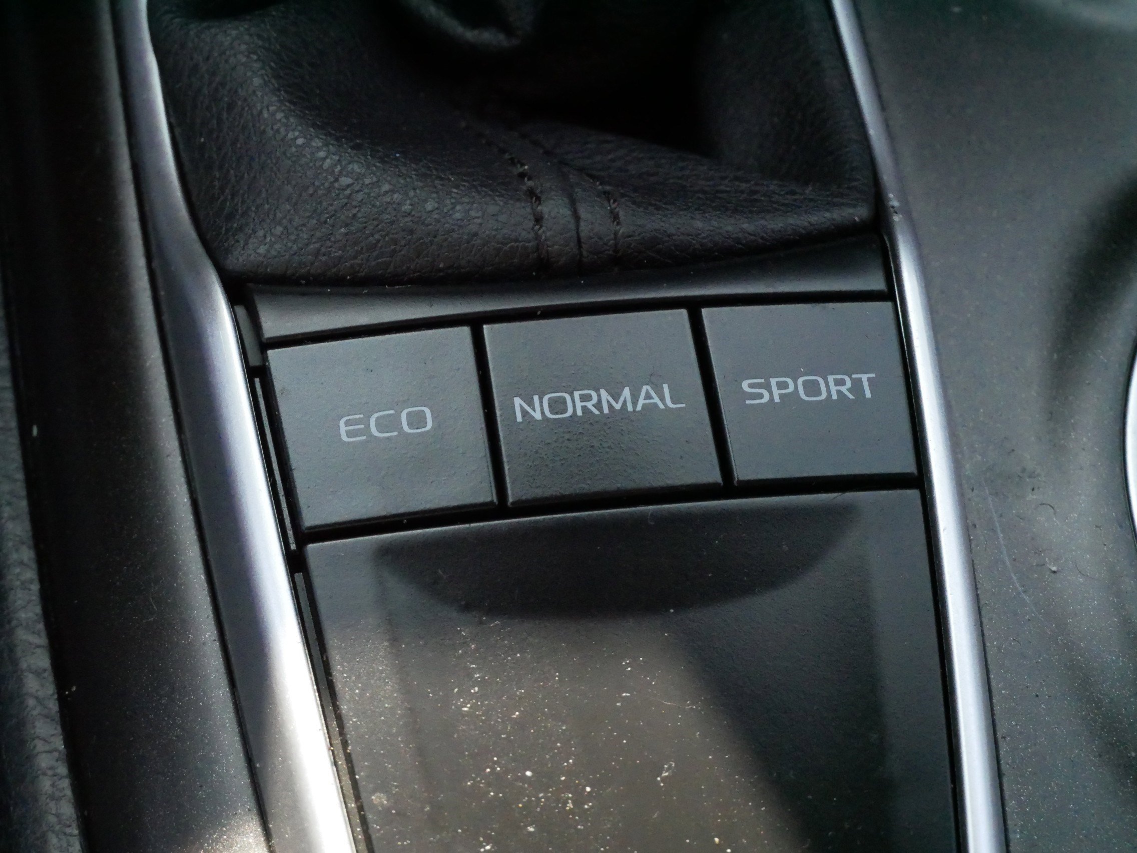 Used 2023 Toyota Camry LE w/ Convenience Package image 29