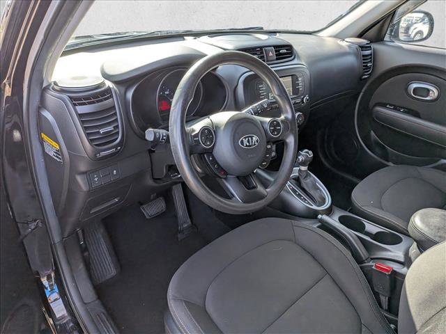 Used 2018 Kia Soul Base image 10