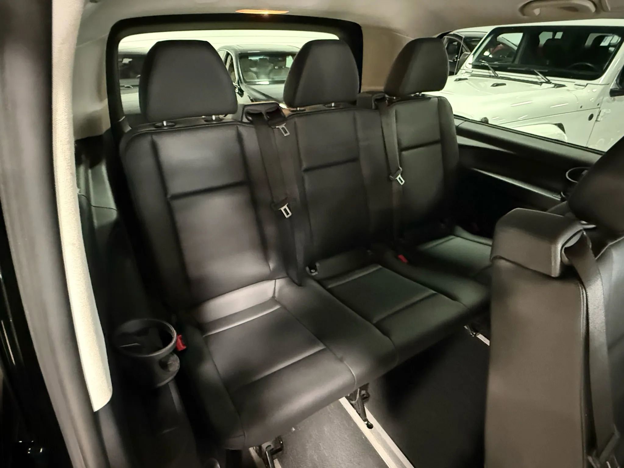 Used 2018 Mercedes-Benz Metris Passenger image 24