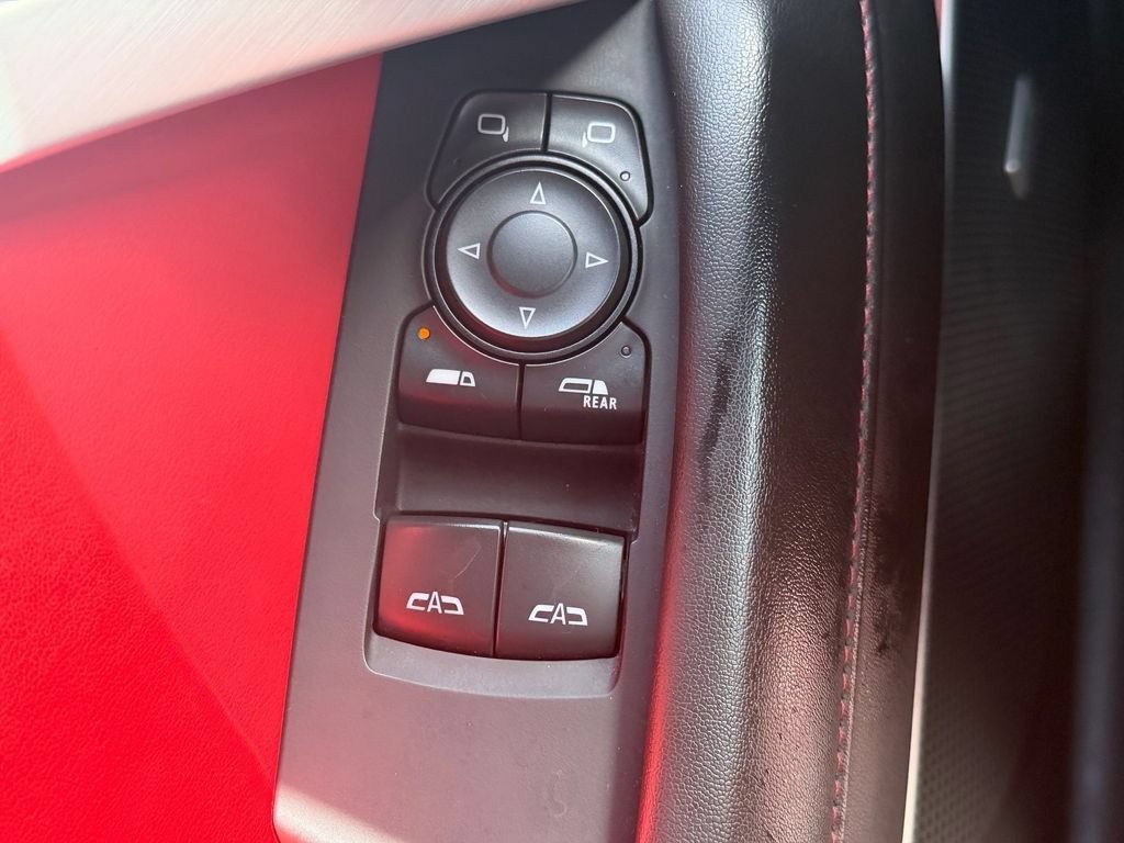 Used 2021 Chevrolet Camaro SS RWD image 31