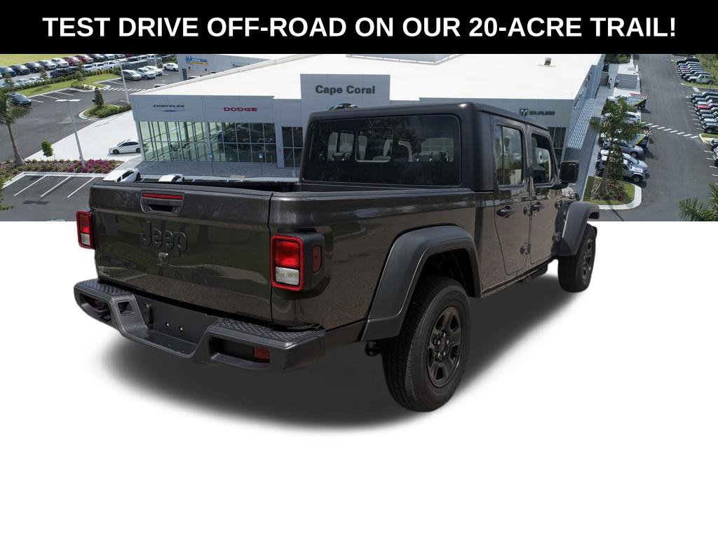 New 2026 Jeep Gladiator Sport AWD/4WD image 4