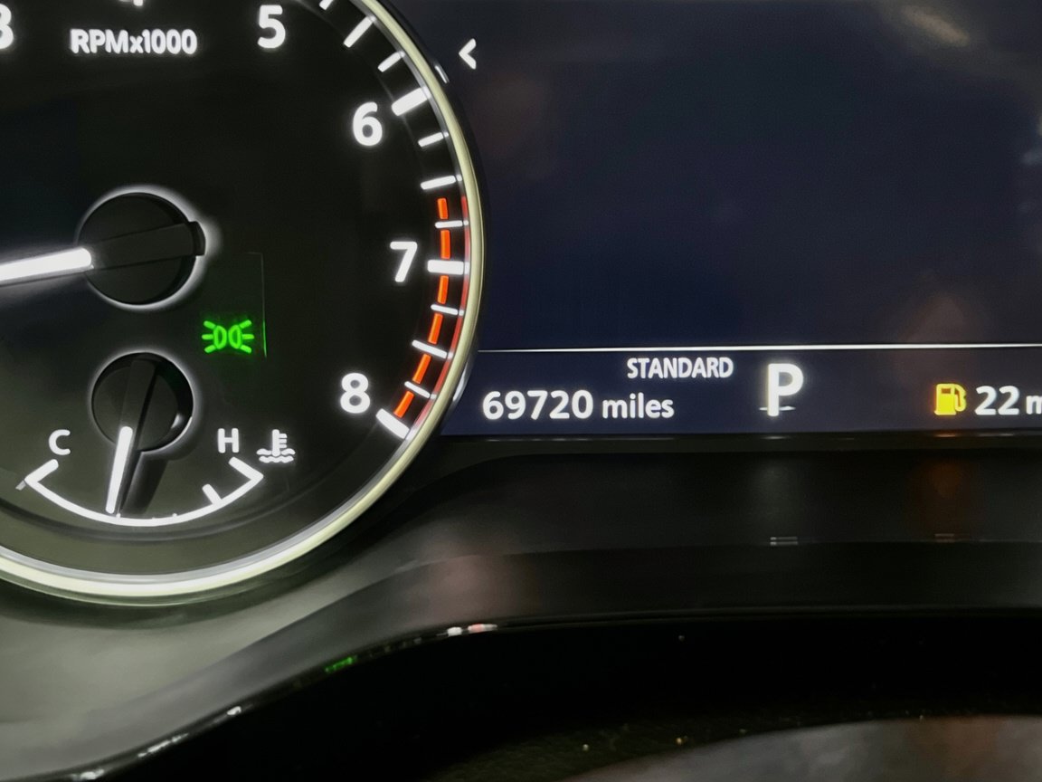 Used 2022 Nissan Pathfinder SV FWD image 8