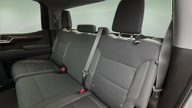Used 2023 Chevrolet Silverado 1500 LT AWD/4WD image 19
