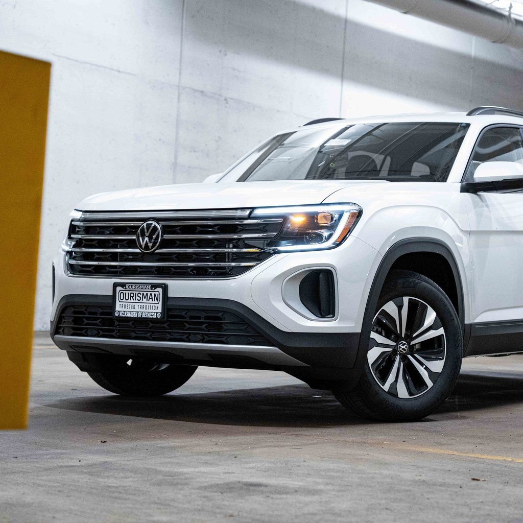New 2026 Volkswagen Atlas SE AWD/4WD image 2