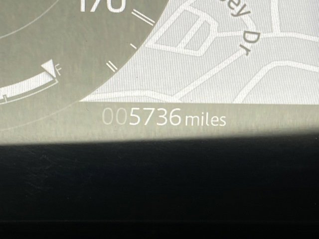 Certified 2024 Land Rover Discovery Sport S image 28