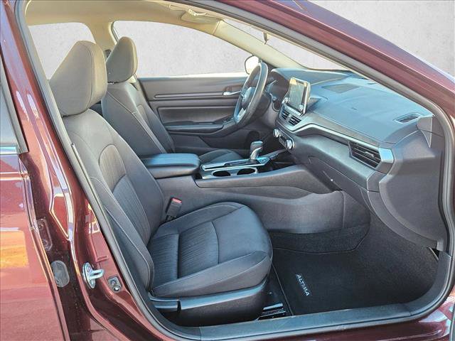 Used 2024 Nissan Altima 2.5 SV image 20