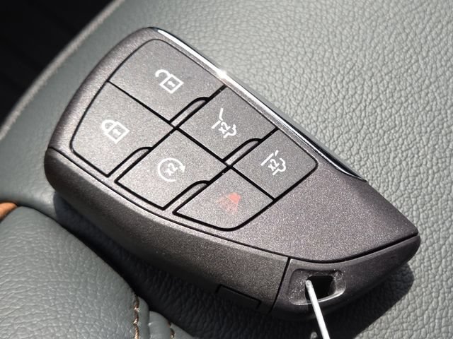 New 2026 GMC Yukon XL AT4 w/ AT4 Premium Package AWD/4WD image 42