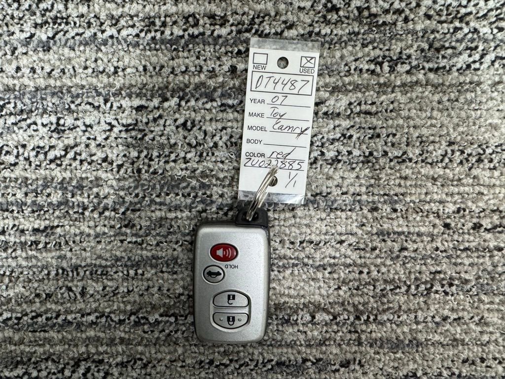 Used 2007 Toyota Camry XLE FWD image 43