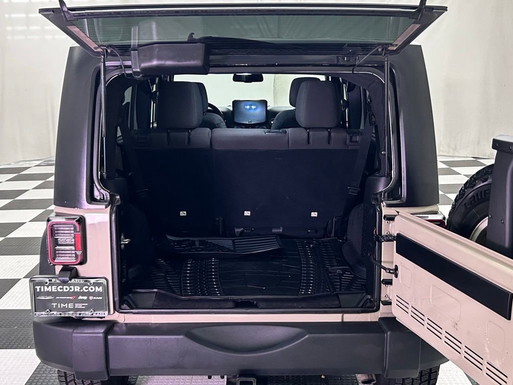 Used 2017 Jeep Wrangler Unlimited Sport w/ Quick Order Package 23S image 10