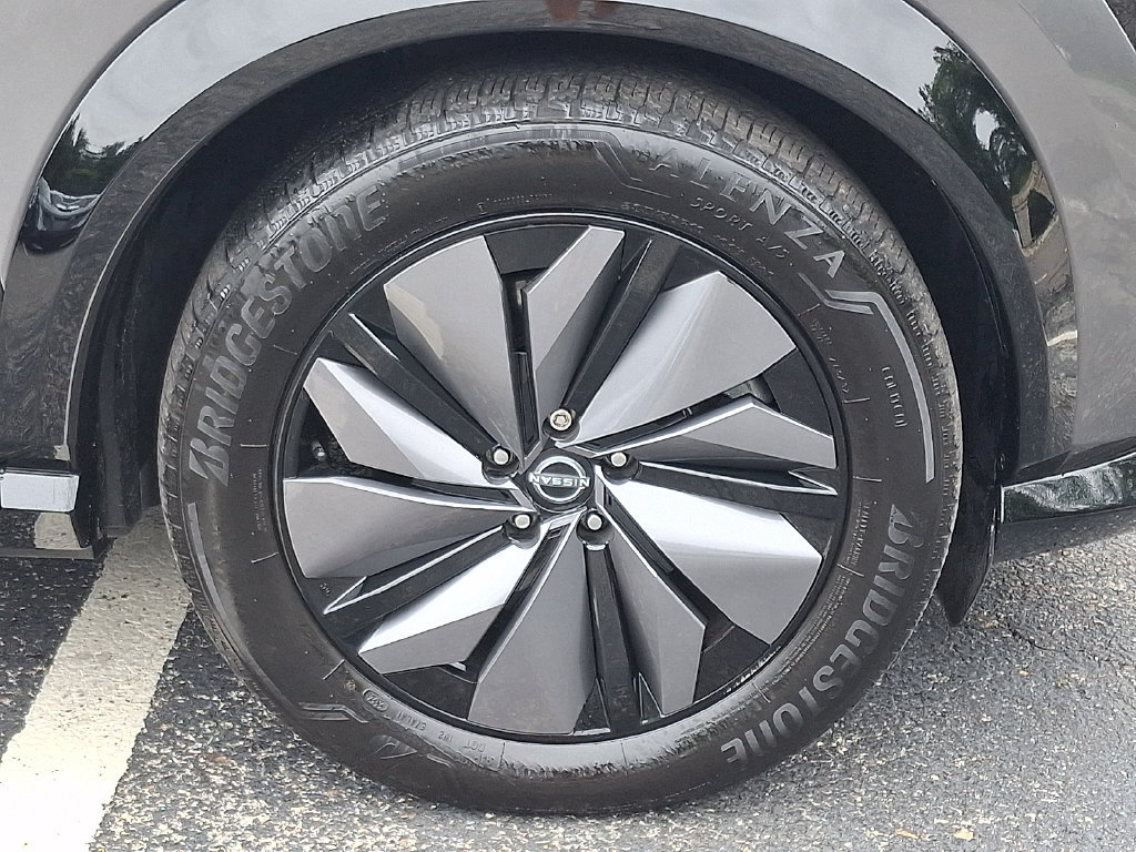 Certified 2024 Nissan Ariya AWD image 9