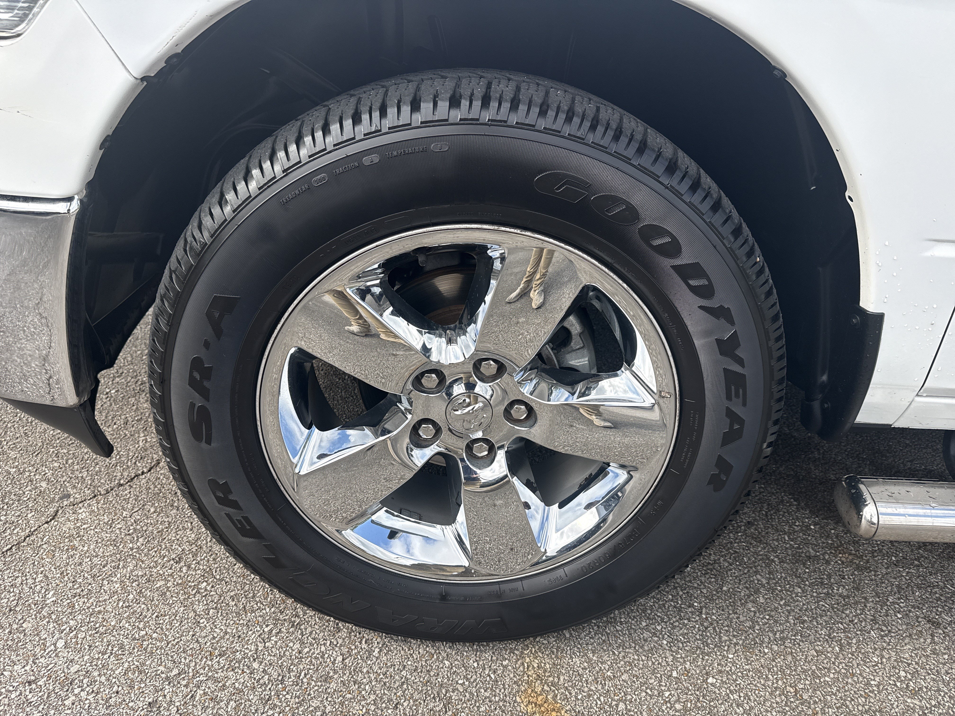 Used 2015 RAM 1500 Big Horn RWD image 11