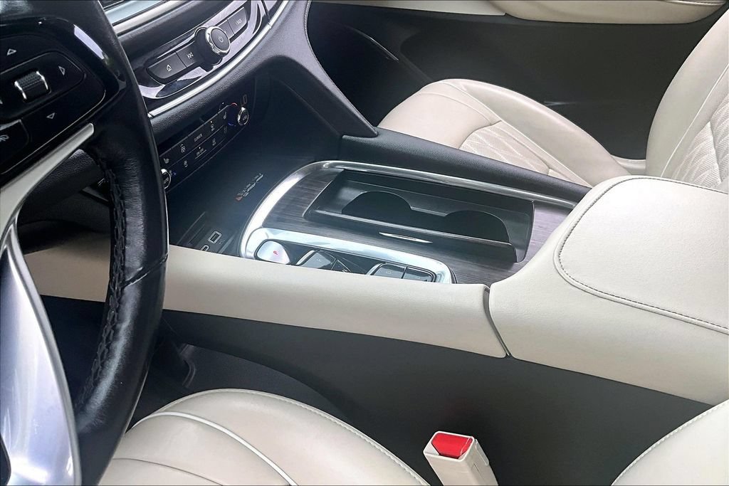 Used 2023 Buick Enclave Avenir w/ Avenir Technology Package FWD image 19
