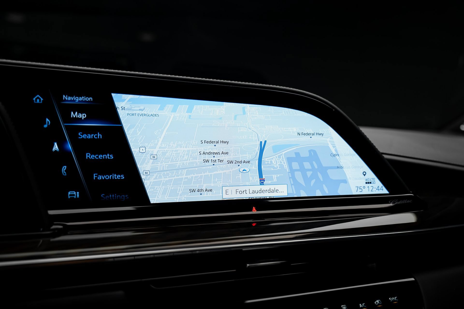 Used 2024 Cadillac Escalade ESV Sport Platinum w/ LPO, ONYX Package AWD/4WD image 48