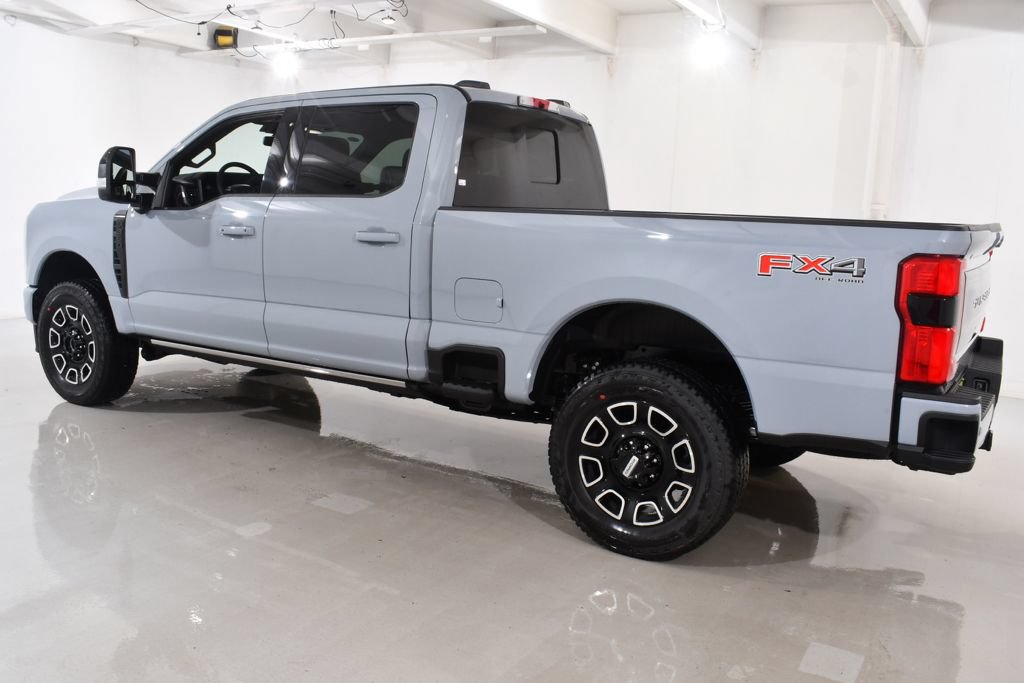 New 2026 Ford F350 Platinum w/ FX4 Off-Road Package AWD/4WD image 15