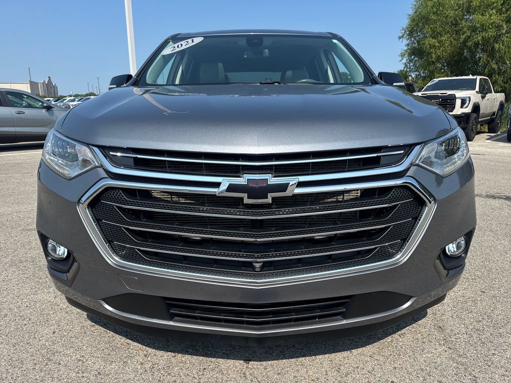 Used 2021 Chevrolet Traverse Premier FWD image 11