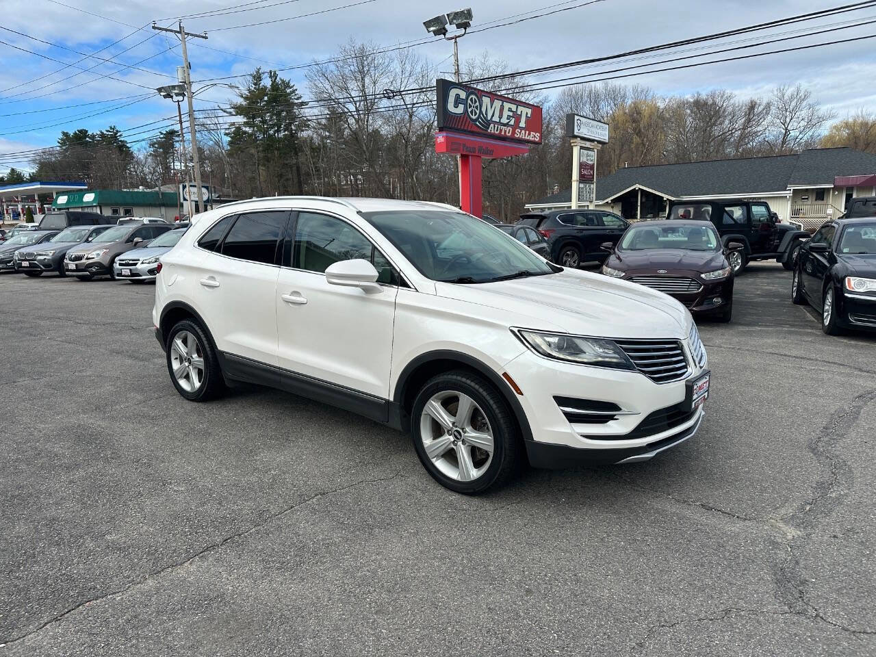 Used 2018 Lincoln MKC Premiere image 1