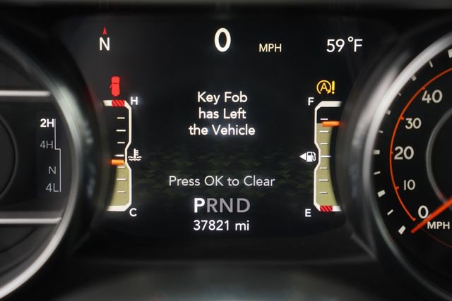 Used 2022 Jeep Wrangler Unlimited Sahara w/ Cold Weather Group image 25