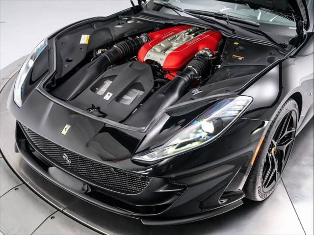 Used 2020 Ferrari 812 Superfast RWD image 16