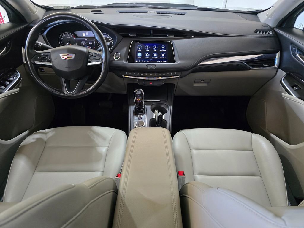 Used 2022 Cadillac XT4 Luxury image 9
