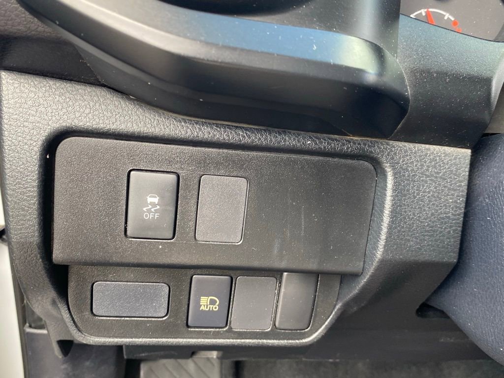 Used 2020 Toyota Tacoma SR image 24