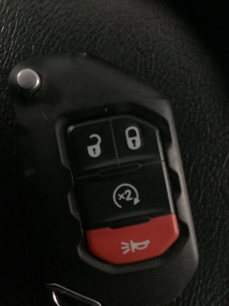 Used 2022 Jeep Gladiator Overland w/ Popular Equipment Package image 41