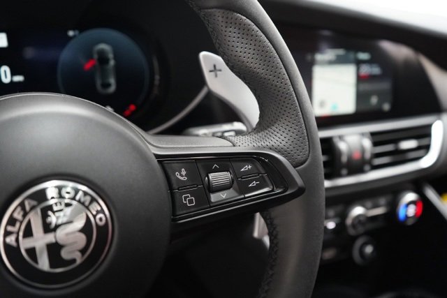 New 2026 Alfa Romeo Giulia Base image 22