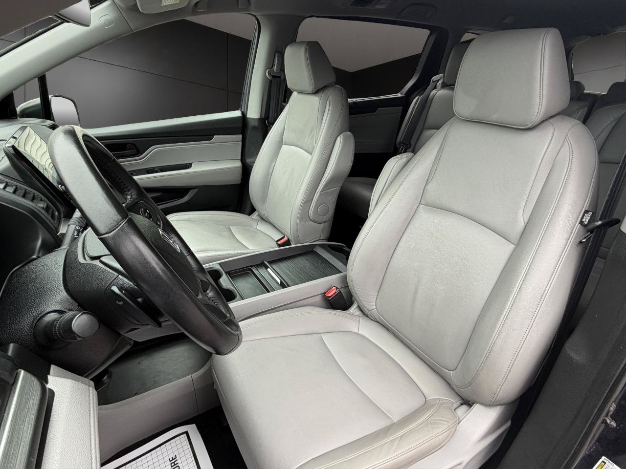 Used 2018 Honda Odyssey EX-L image 9