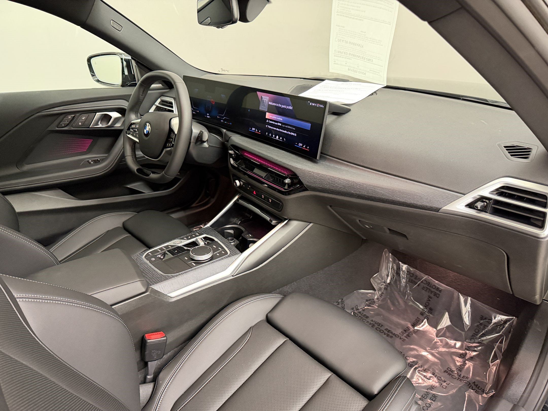 Used 2025 BMW 230i Coupe w/ Convenience Package RWD image 31