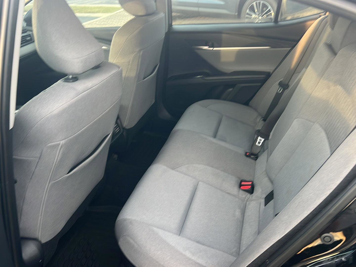 Used 2025 Toyota Camry LE w/ Convenience Package FWD image 11