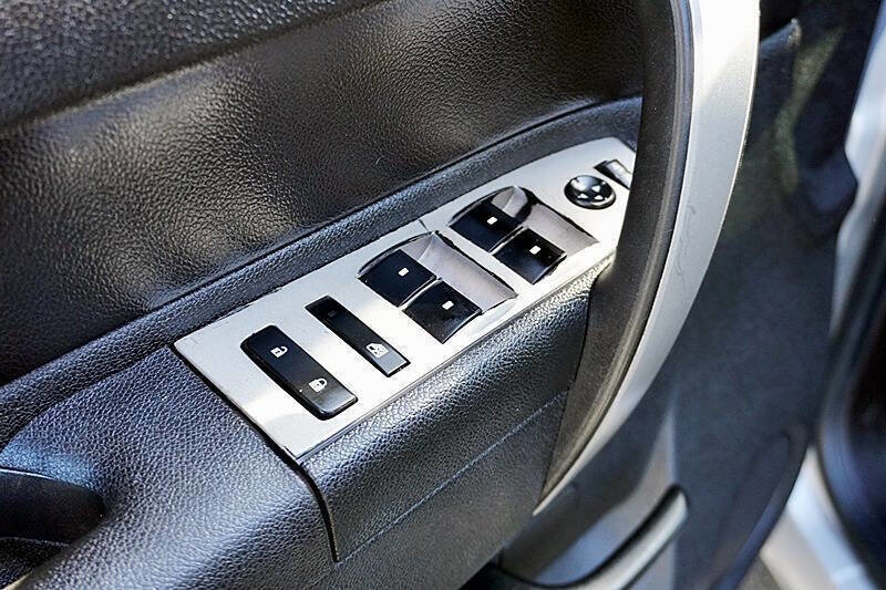 Used 2010 GMC Sierra 1500 SLE w/ Regional Value Package image 26