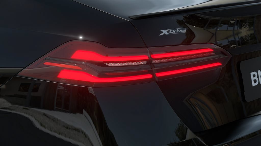New 2027 BMW 550e xDrive AWD/4WD image 8