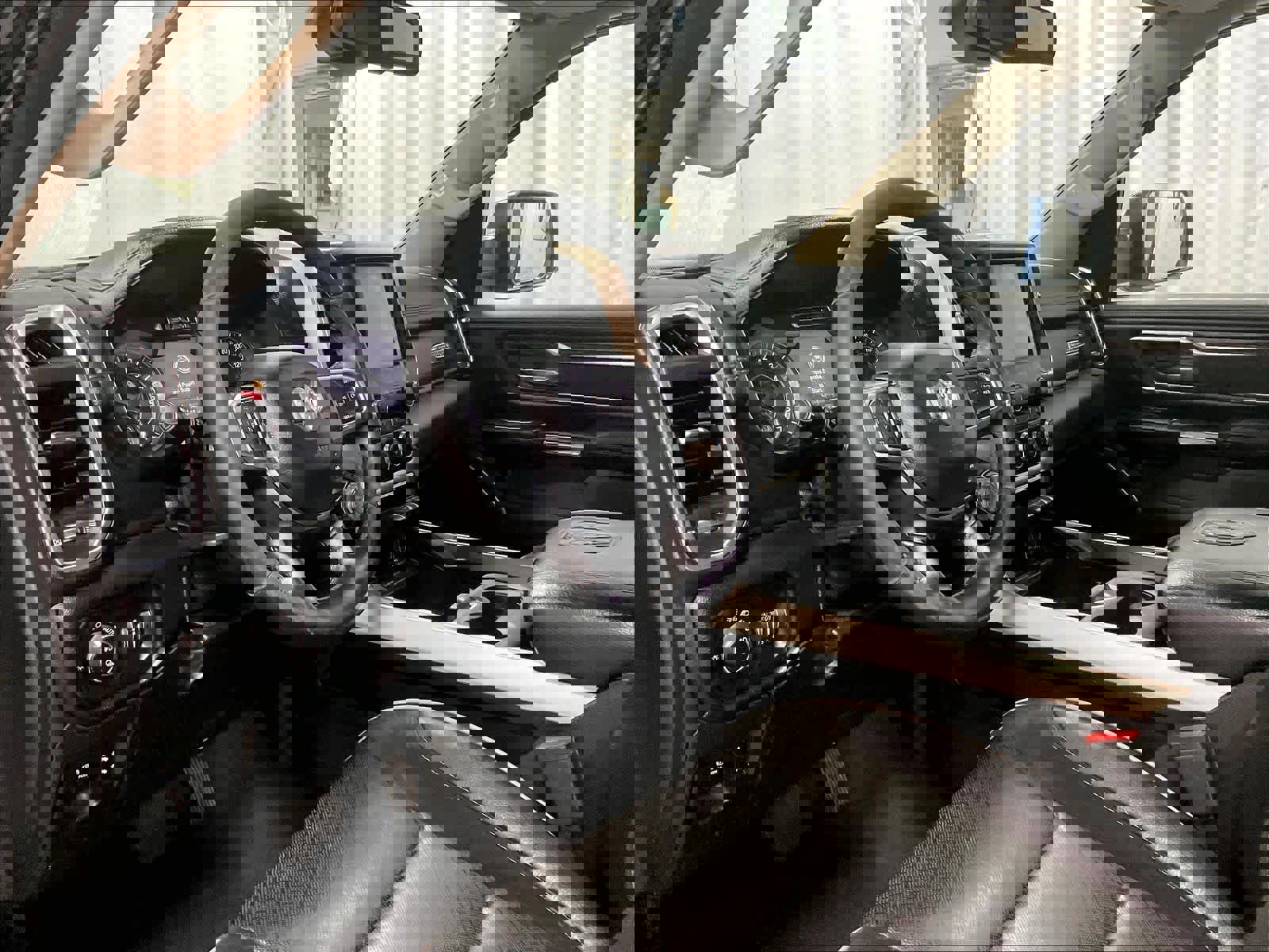 Used 2019 RAM 1500 Laramie image 8