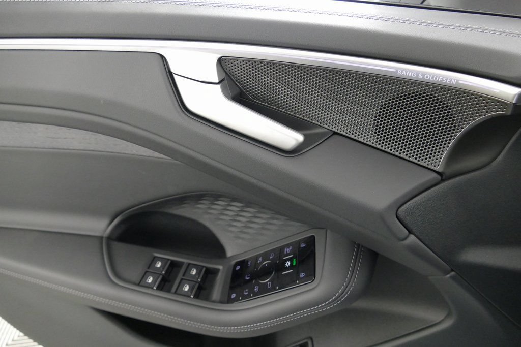 New 2026 Audi A6 Premium Plus AWD/4WD image 12