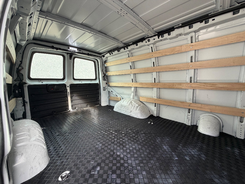 Used 2024 Chevrolet Express 2500 w/ Driver Convenience Package image 26