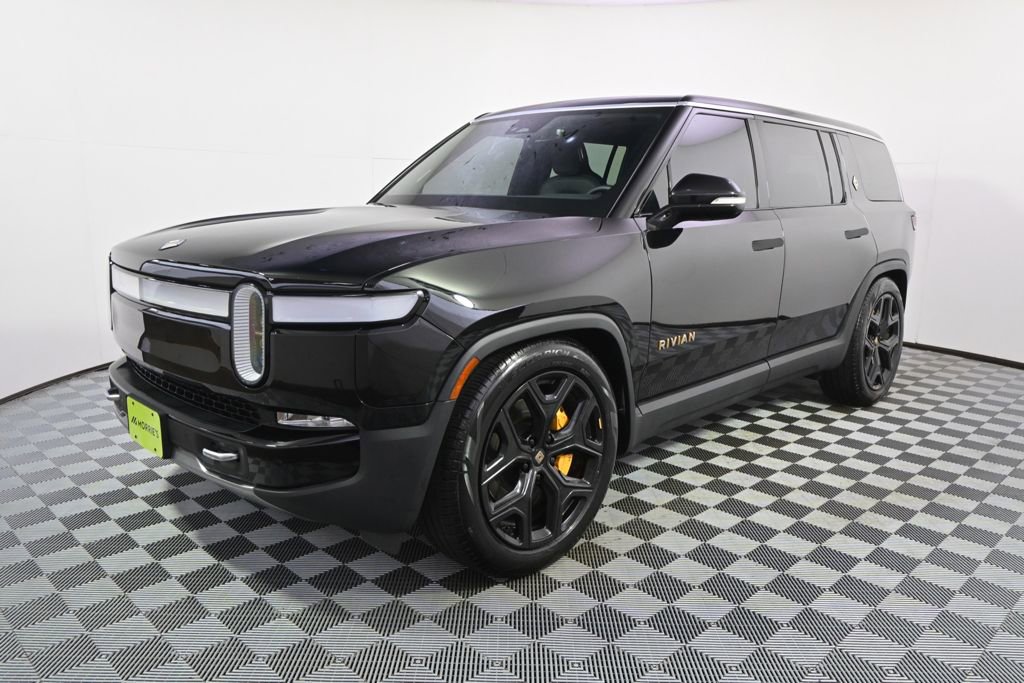 Used 2023 Rivian R1S Adventure AWD/4WD image 2