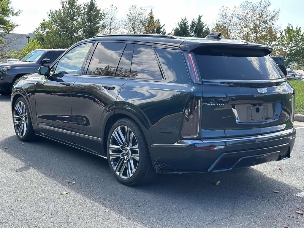 Certified 2026 Cadillac Vistiq Platinum w/ LPO, Floor Liner Package AWD/4WD image 23