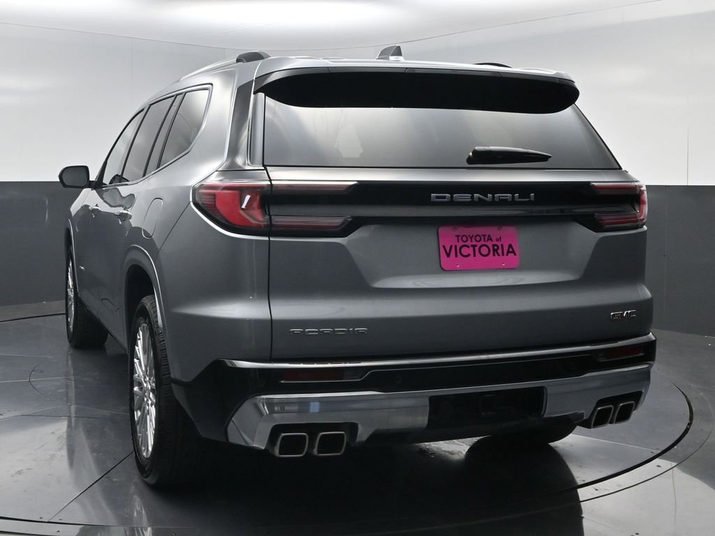Used 2024 GMC Acadia Denali image 17