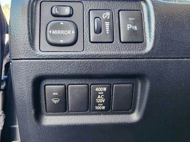 Used 2014 Toyota 4Runner Limited AWD/4WD image 26