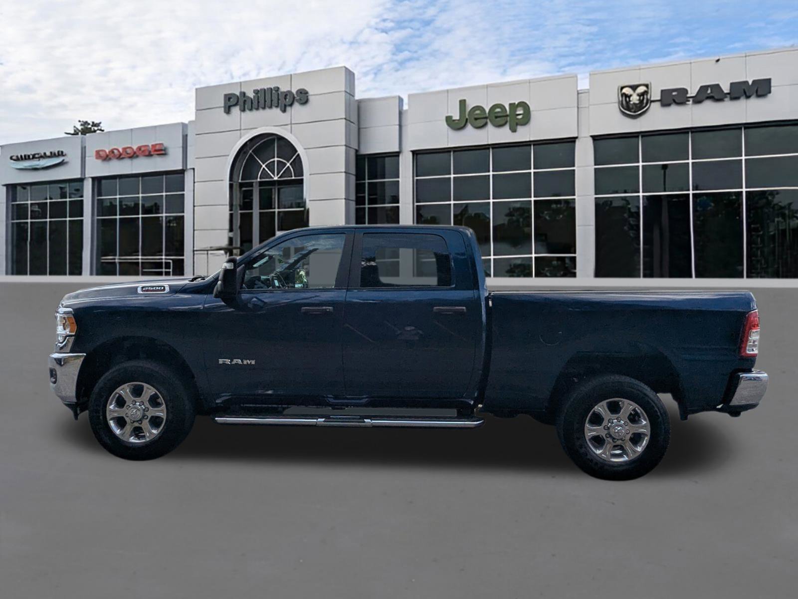 Used 2024 RAM 2500 Big Horn w/ Bed Utility Group AWD/4WD image 6