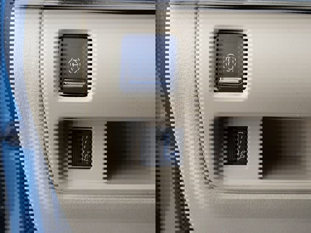 Certified 2023 Cadillac CT5 Luxury w/ Sun And Sound Package image 21